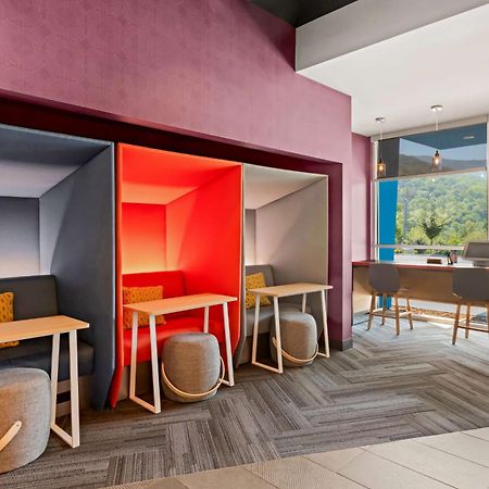 Tru By Hilton Asheville Blue Ridge Parkway Exterior photo