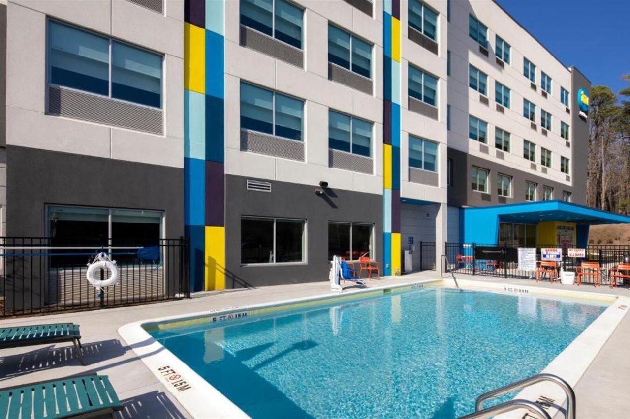 Tru By Hilton Asheville Blue Ridge Parkway Exterior photo