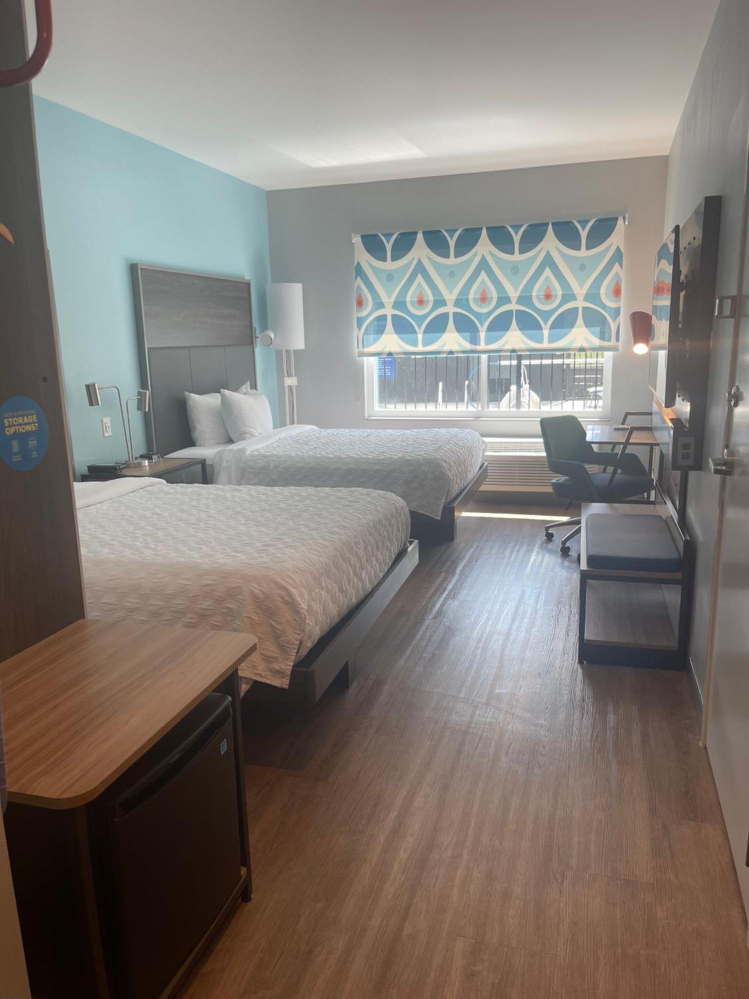 Tru By Hilton Asheville Blue Ridge Parkway Room photo