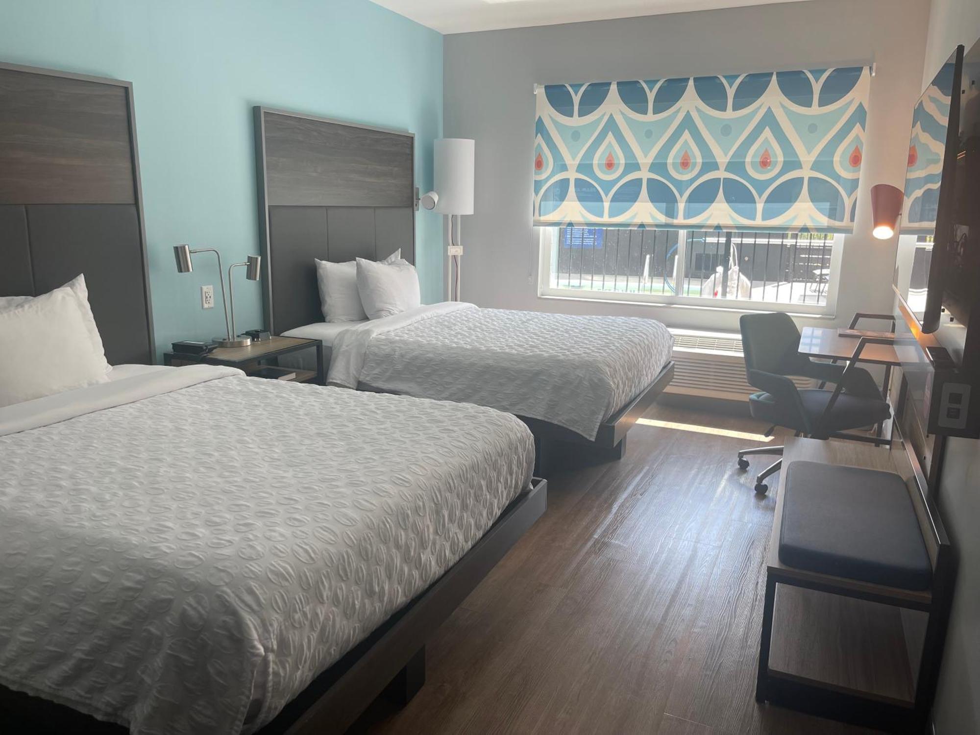 Tru By Hilton Asheville Blue Ridge Parkway Room photo