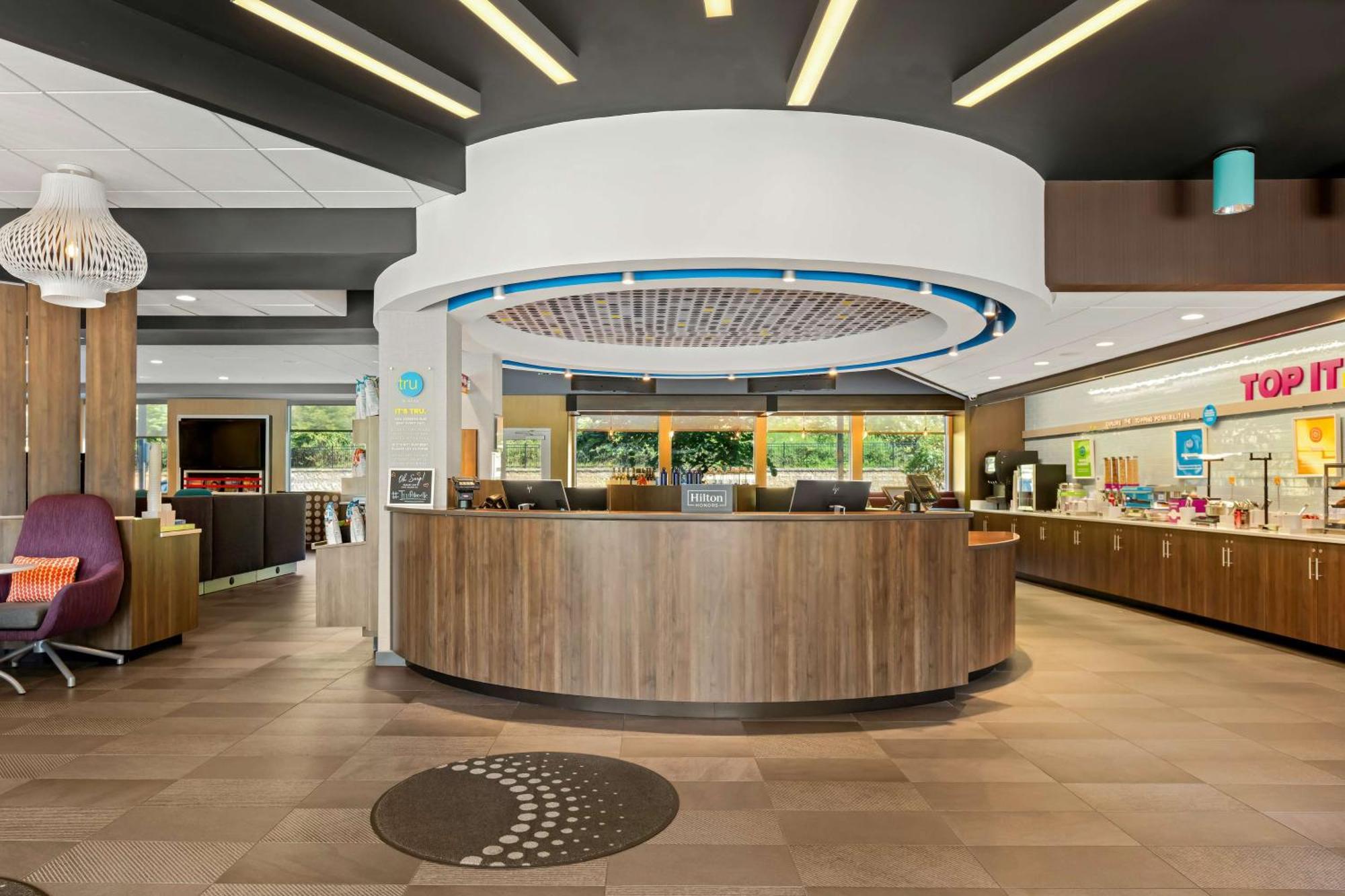 Tru By Hilton Asheville Blue Ridge Parkway Exterior photo