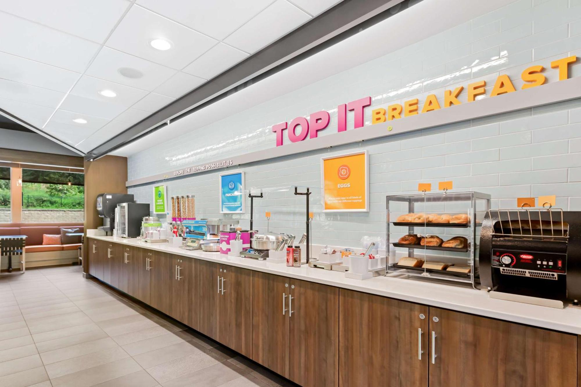Tru By Hilton Asheville Blue Ridge Parkway Exterior photo